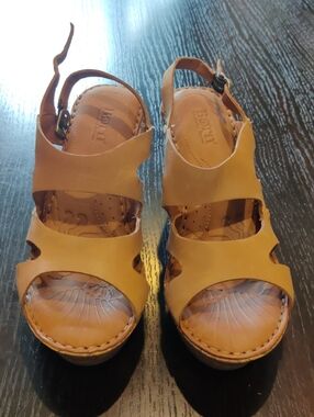 Women’s Tan Leather Slingback Sandals - Comfortable Summer Wedges